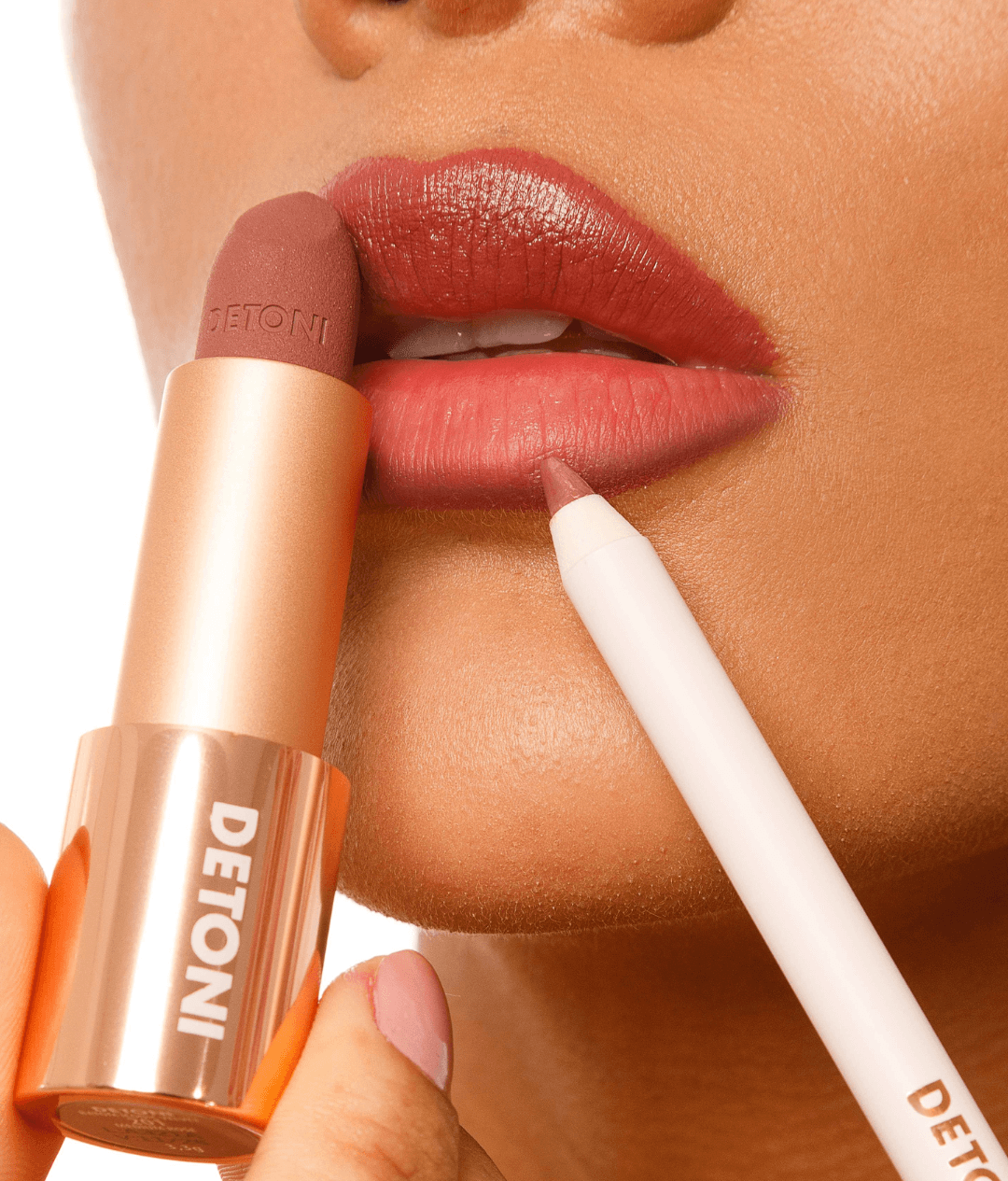 KIT ICONIC LIPS | 201 MEDIUM ROSE