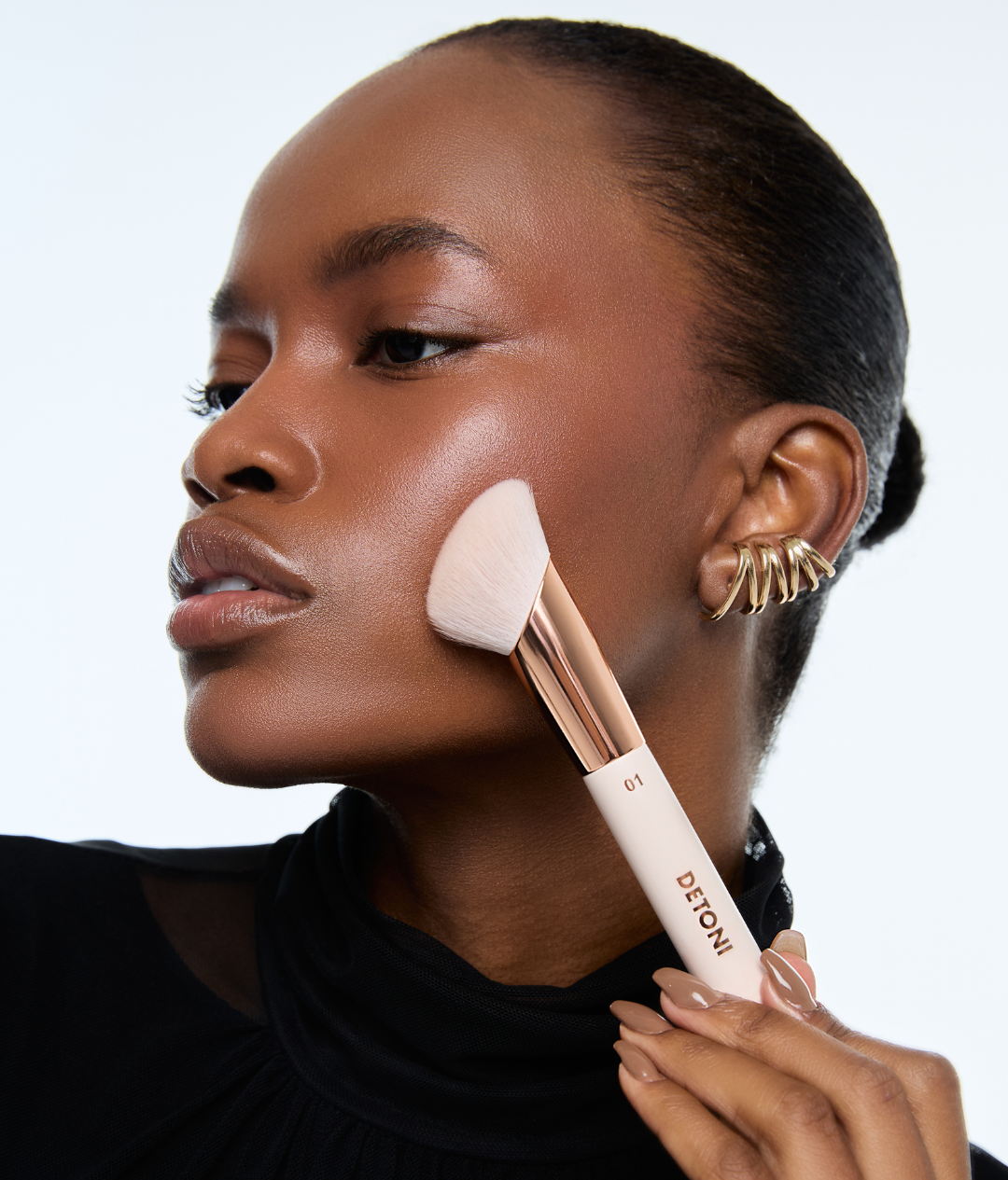 01 FOUNDATION BRUSH | PINCEL PARA BASE