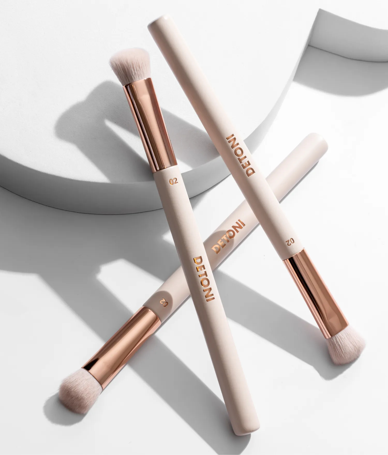02 CONCEALER BRUSH | PINCEL PARA CORRETIVO